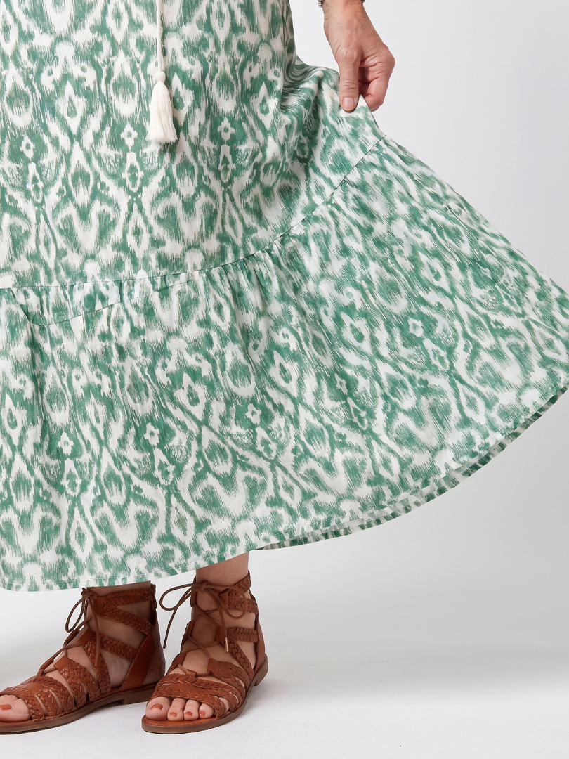 Ilara | Women's Pattern V Neck Tassel Midi Dress